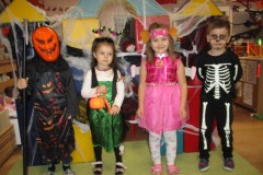 Halloweensky-vecierok-3