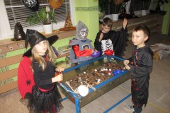 Halloweensky-vecierok-68