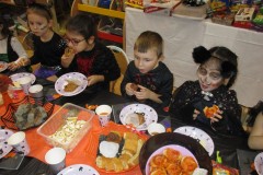 Halloweensky-vecierok-95